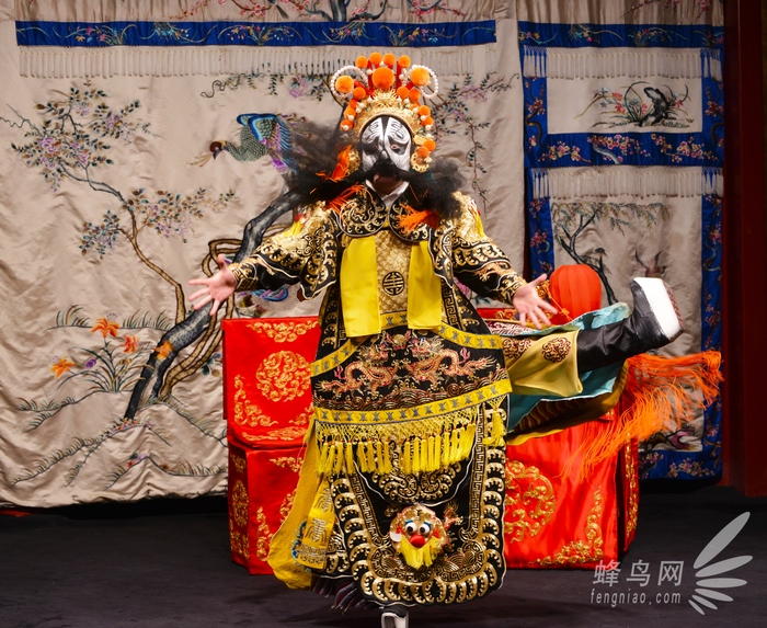 腾龙行探寻非遗之路：正乙祠里话京剧